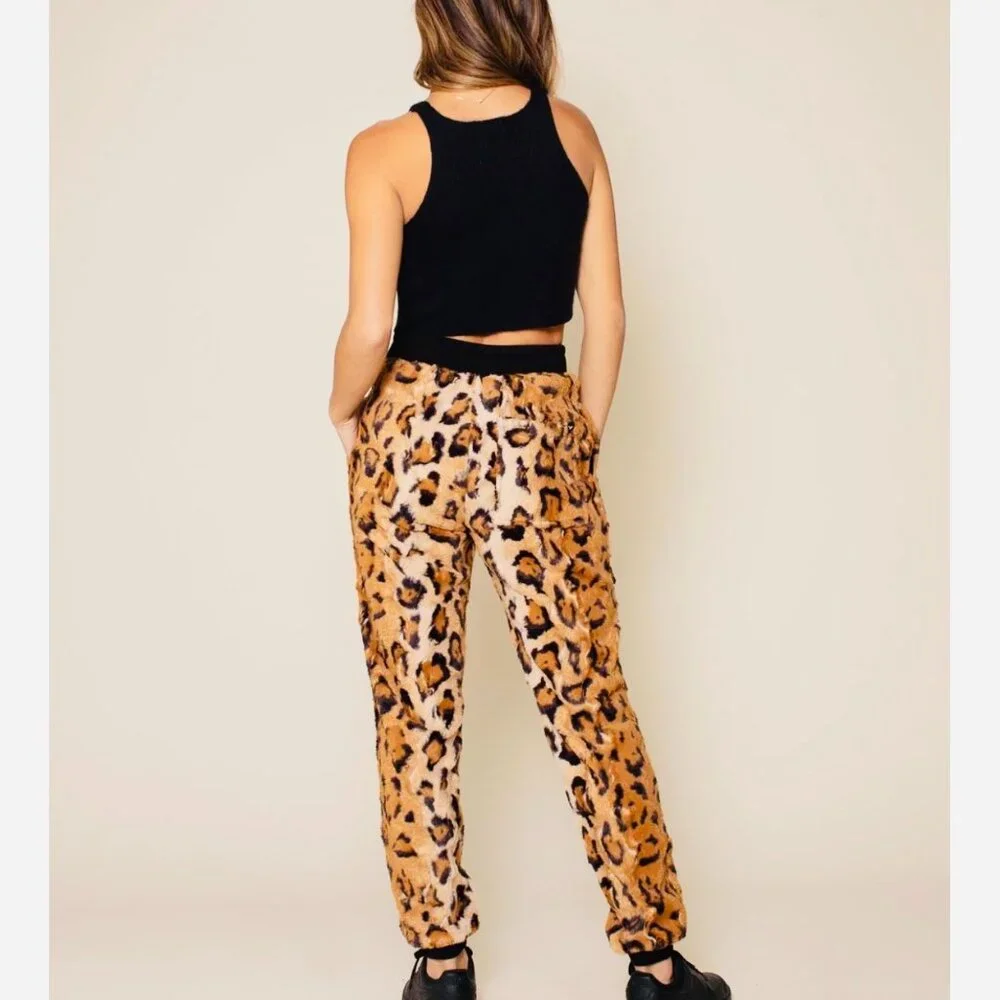 Women's Designer Sweatpants/Tan Cheetah - Picture 4 of 8